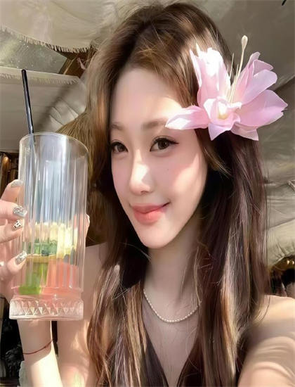 杨幂新电影人设-免费观看人 的视频